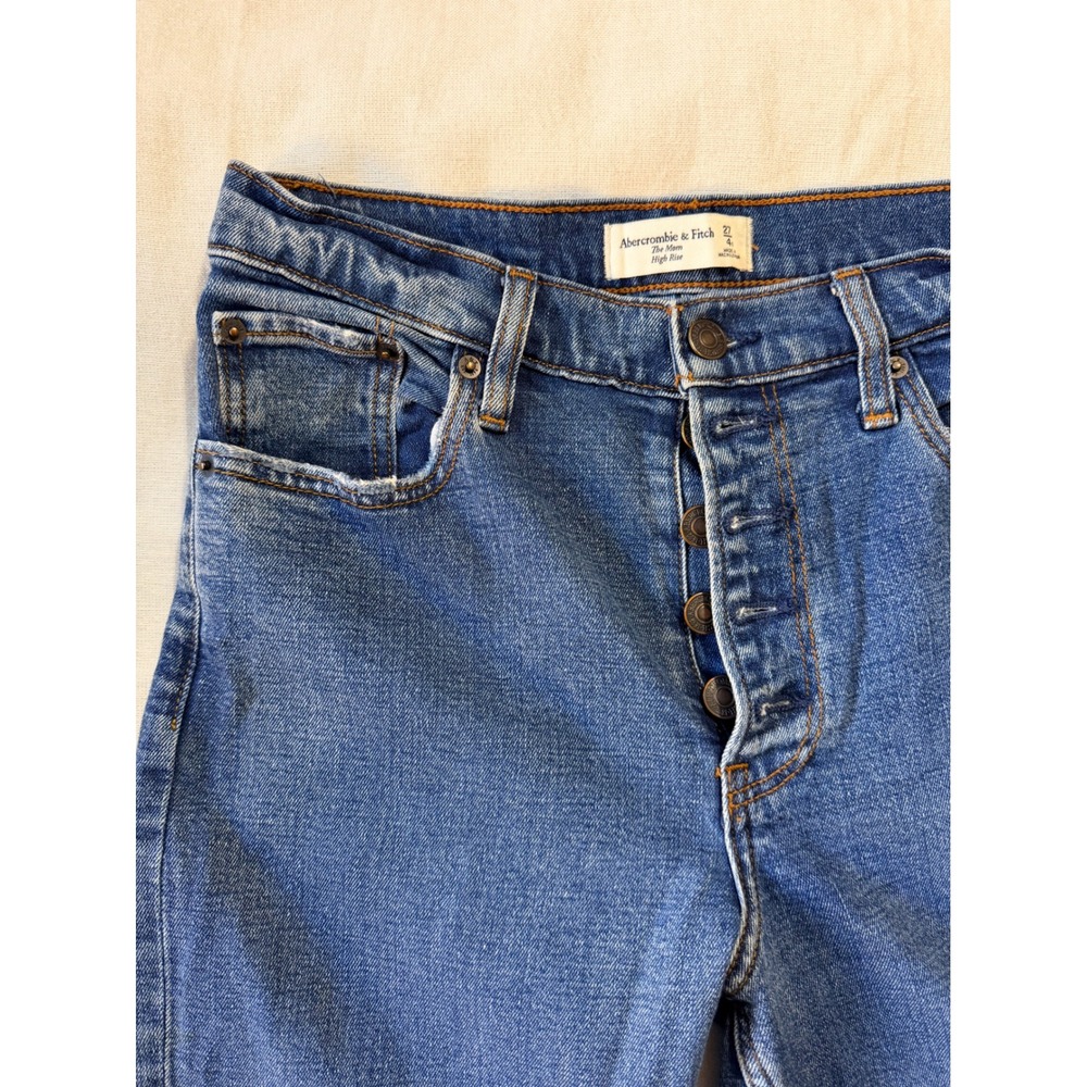 Abercrombie & Fitch The Mom High Rise Jeans Medium Wash Raw Hem Button Fly 27/4R